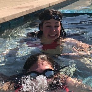 Meet your Posher, Julia